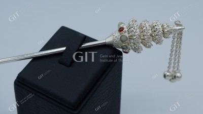 ปิ่นปักผม 5 ชั้นประดับนพเก้า